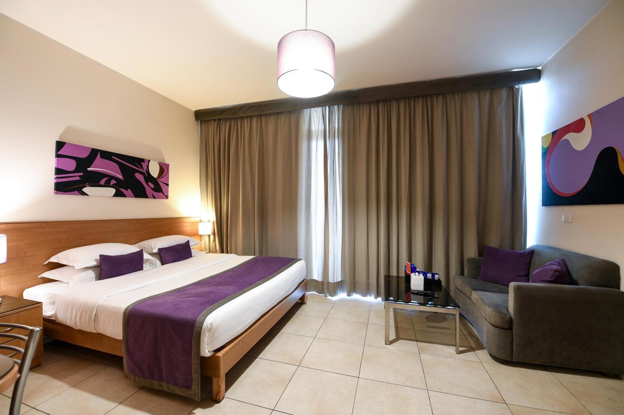 The Smallville Xpress Beirute Exterior foto